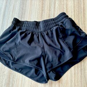 Lululemon Hotty hot short